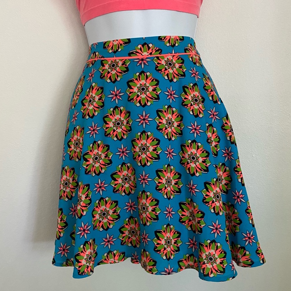 Beautiful Vibrant Print Skater Skirt